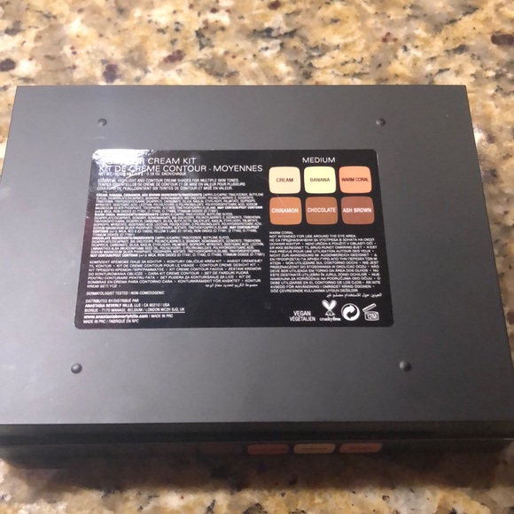 Anastasia contour cream kit - Picture 6 of 7